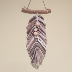 Boho macrame feather leaf